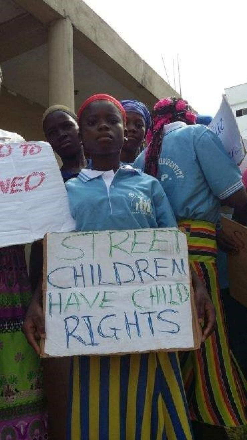 Street children claimed their rights