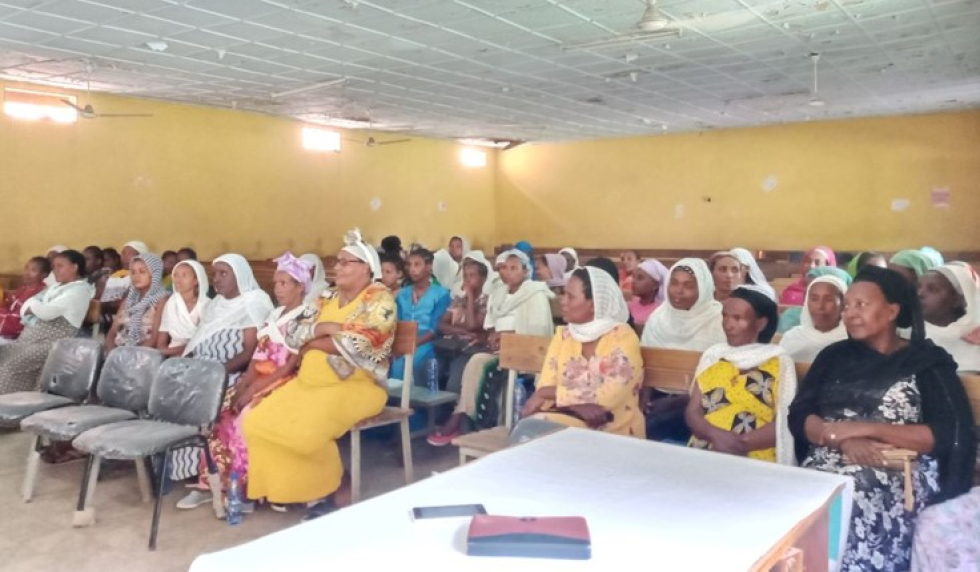 Women having a meeting