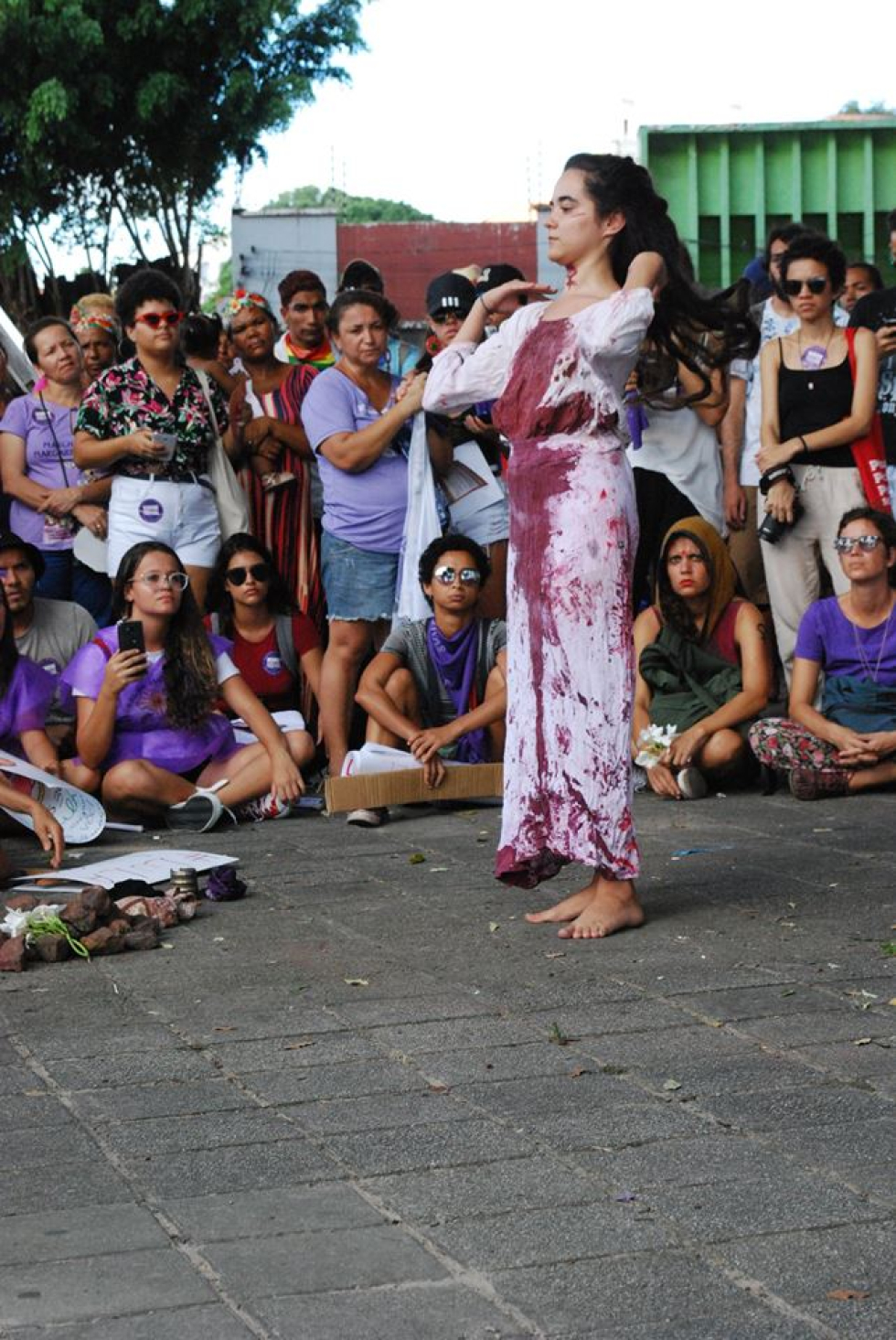 Proteste através de ações artísticas