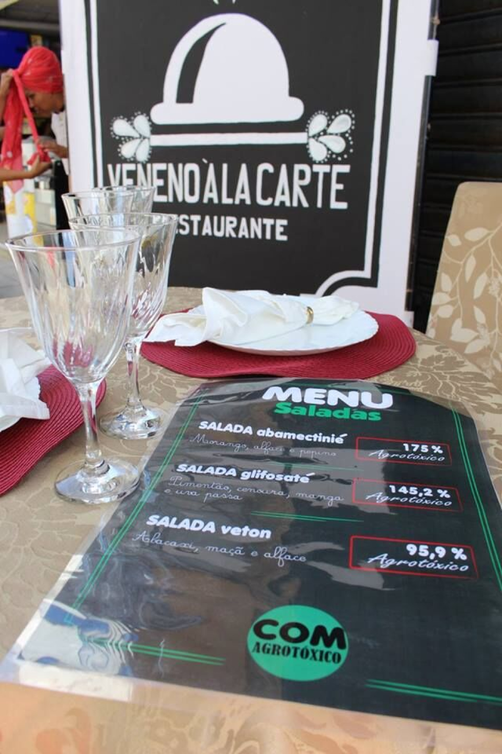 Um menu tóxico